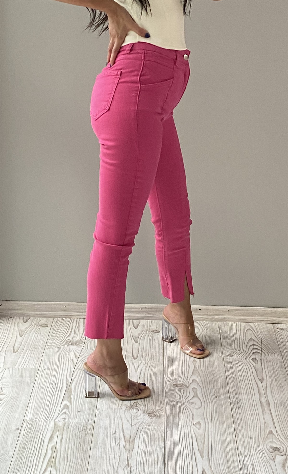 Fuşya Gabardin Yırtmaçlı Pantolon