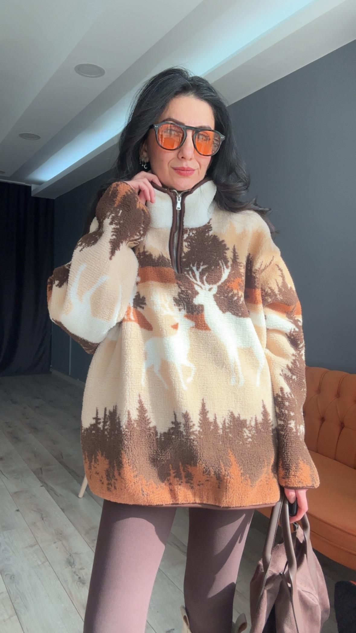 Kahverengi Geyik Desenli Fermuarlı Sweatshirt