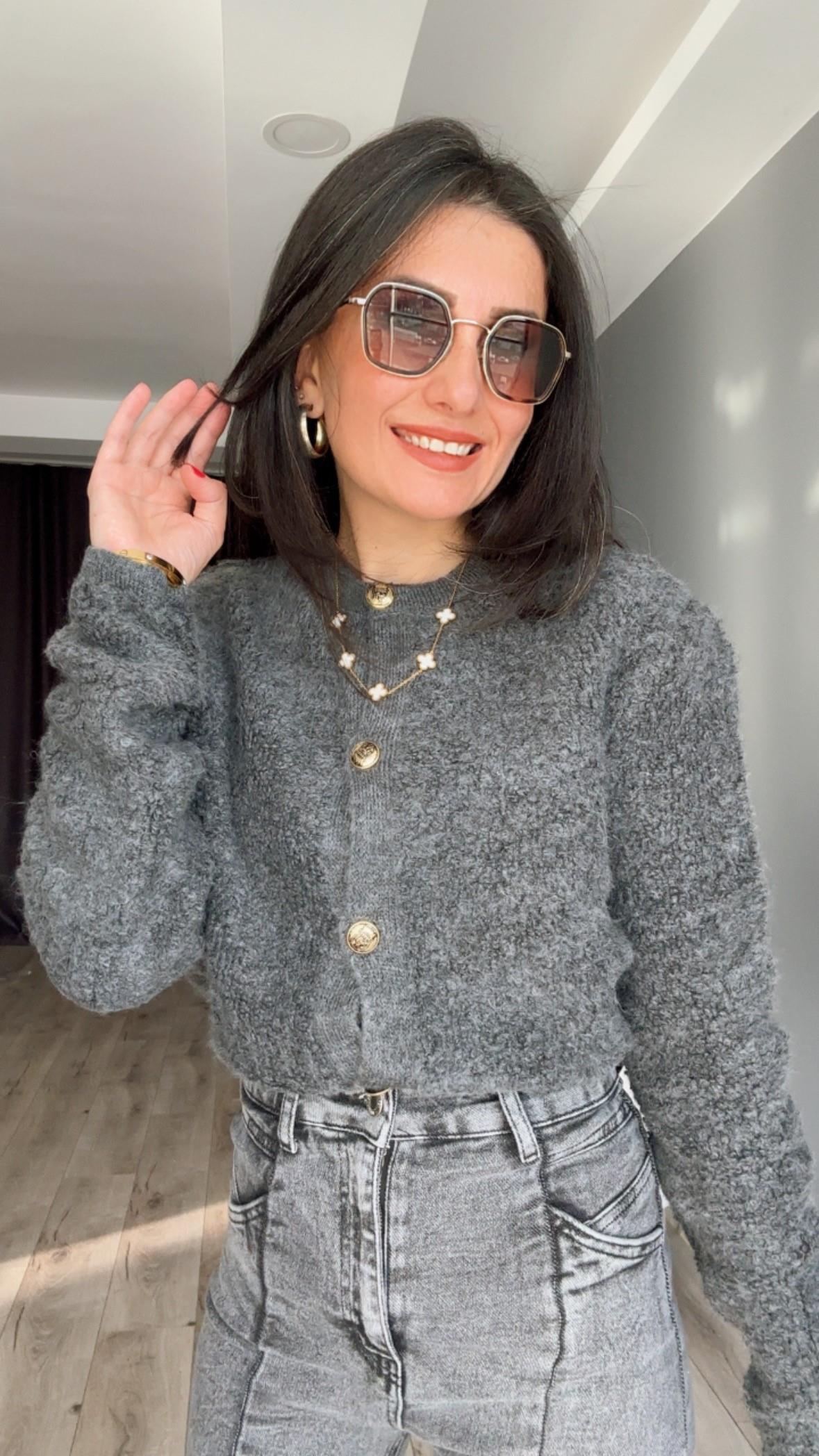 Füme Gold Düğmeli Peluş Hırka