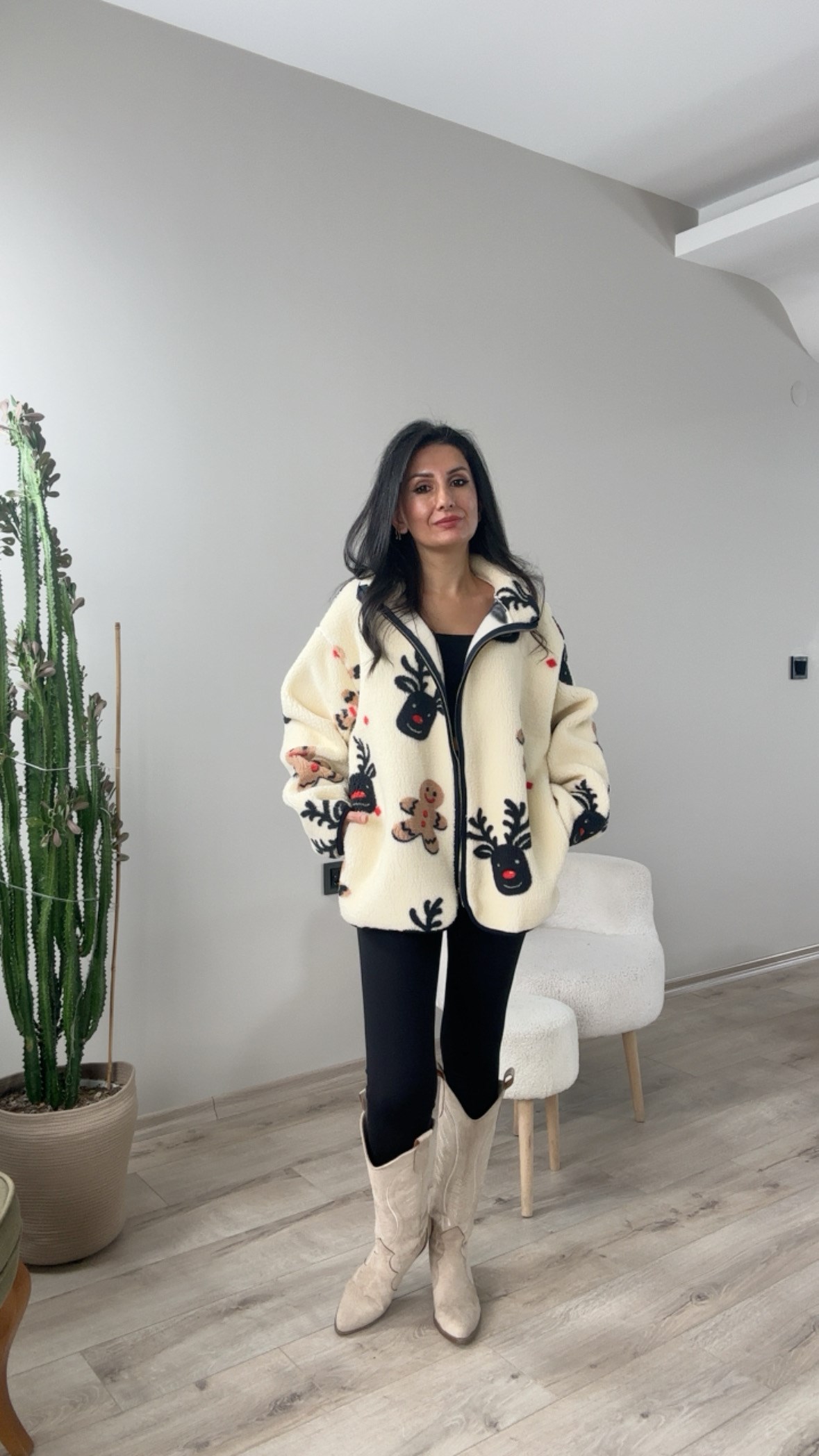 Ekru Kurabiye Desenli Fermuarlı Polar Ceket