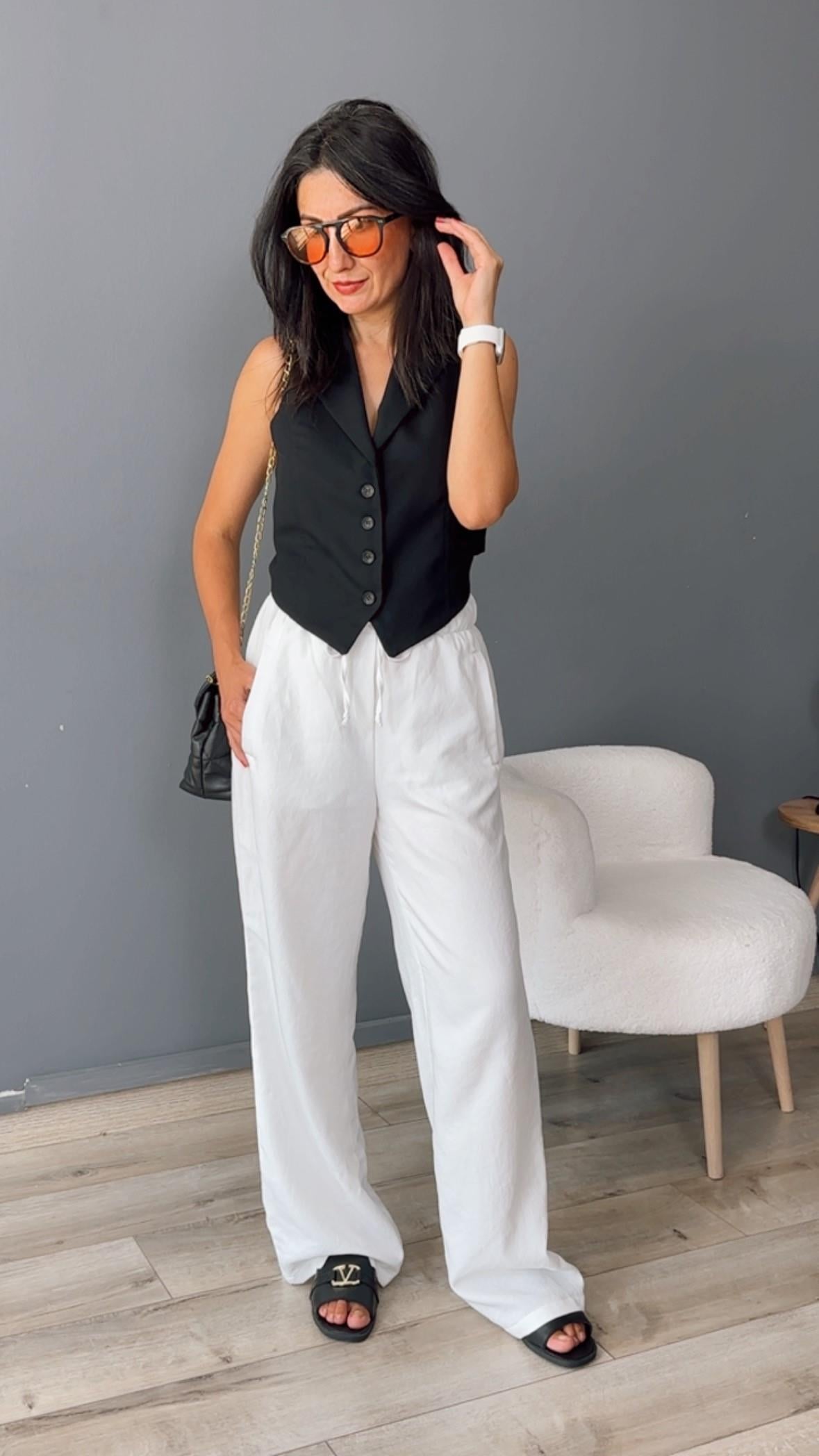 Siyah Cut Out Yelek