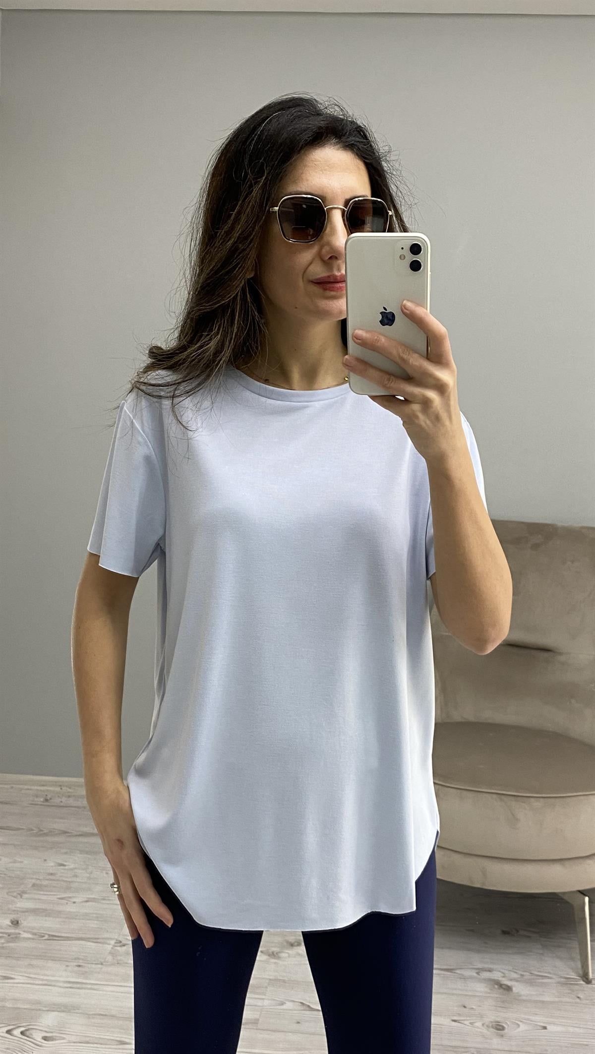 Buz Mavi Bisiklet Yaka Lazer Kesim Modal Kumaş T-shirt