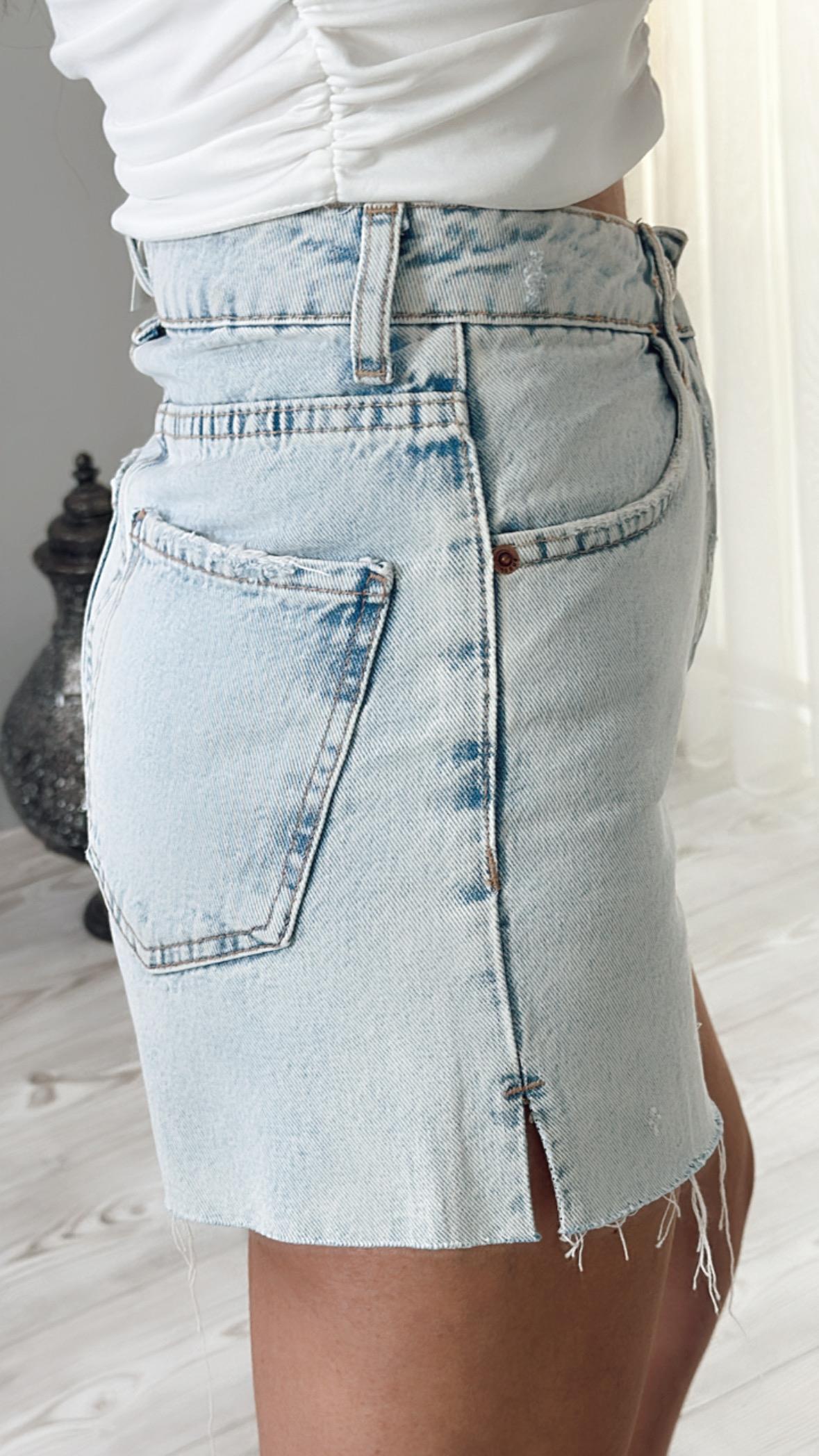 Buz Mavi DenimPaça Püsküllü Şort