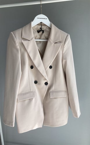 Bej Dört Düğmeli Blazer Ceket