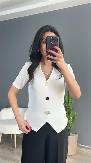 Ekru Farklı Düğme Detaylı Bluz