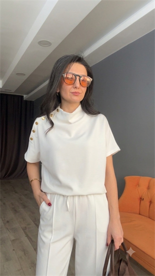 Ekru Omuz Düğmeli Modal Takım