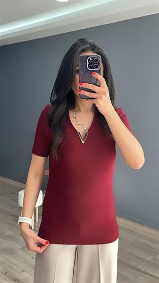 Bordo Yaka V Tokalı Kısa Kollu Bluz