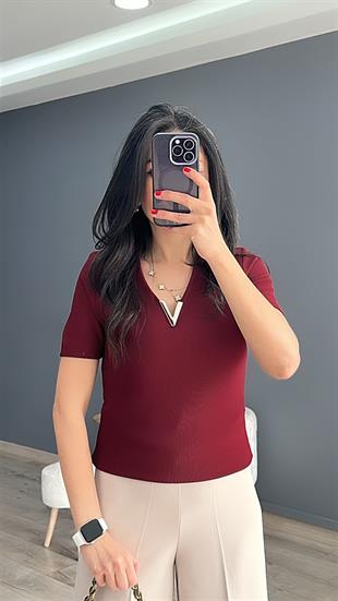 Bordo Yaka V Tokalı Kısa Kollu Bluz