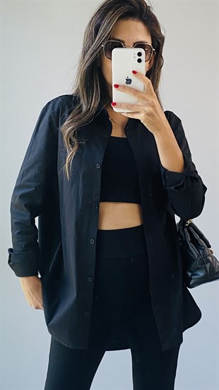 Siyah Sırtı Çapraz Cep detaylı Boyfriend Gömlek