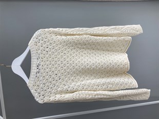Krem Ajurlu Ponpon Detaylı Triko