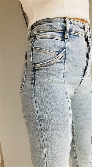 Skinny Yırtmaçlı Jean