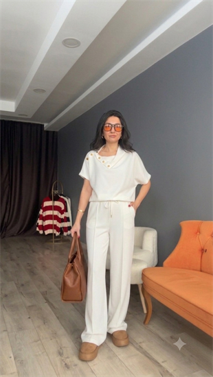 Ekru Omuz Düğmeli Modal Takım