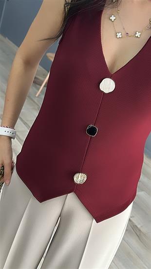 Bordo Farklı Düğme Detaylı Kolsuz Bluz
