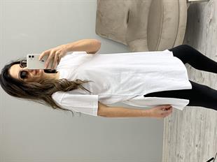 Beyaz Bisiklet Yaka Yanları Yırtmaçlı Uzun Basic T-shirt