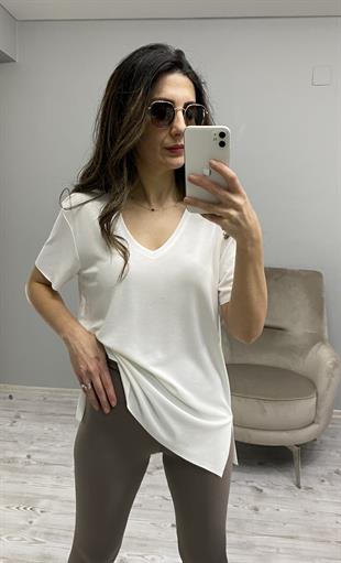 Ekru V Yaka Lazer Kesim Yanları Yırtmaçlı Modal Kumaş T-shirt
