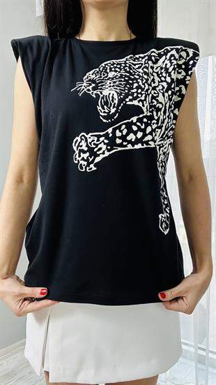 Siyah Önü Baskılı Vatkalı Bisiklet Yaka Basic T-Shirt