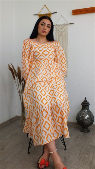 Beyaz Orange Madonna Yaka Elbise