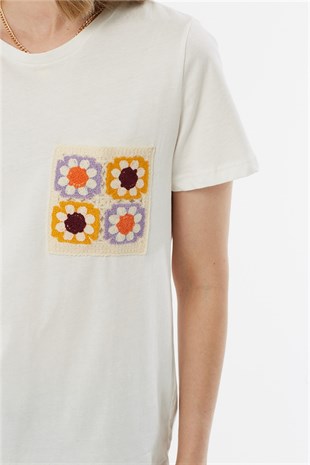 Ekru Örgü Cepli T-Shirt