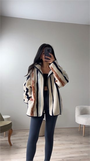 Ekru Boyuna Çizgili Fermuarlı Polar Ceket