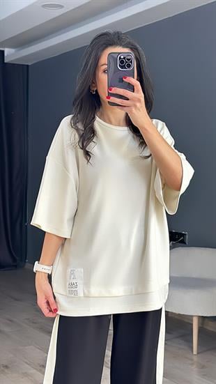 Ekru Modal Kumaş Zr Amblemli Bisiklet Yaka Salaş T-Shirt