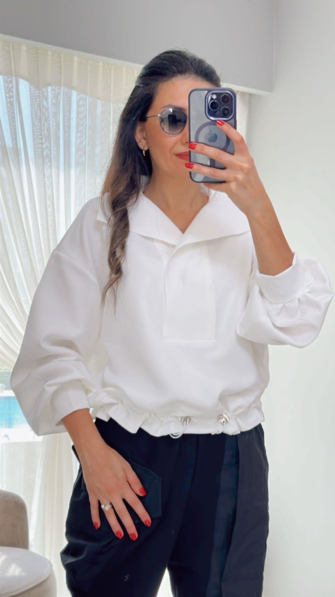 Beyaz Gömlek Yaka Büzgü Detaylı Sweatshirt