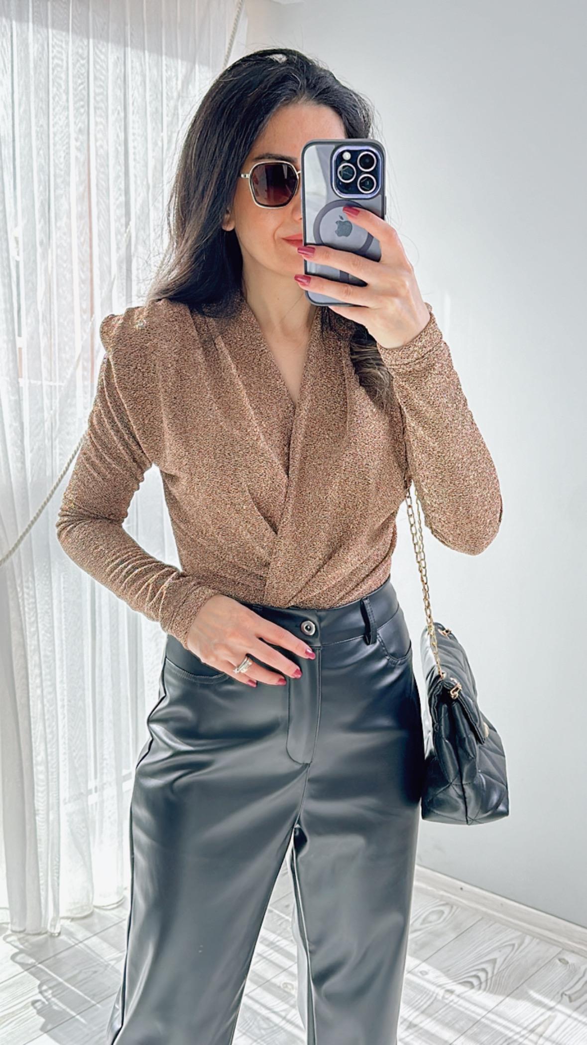 Gold Simli Vatkalı Bodysuit