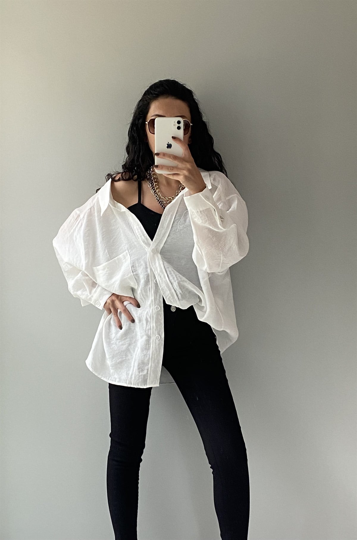 Beyaz Düşük Omuz Oversize Gömlek