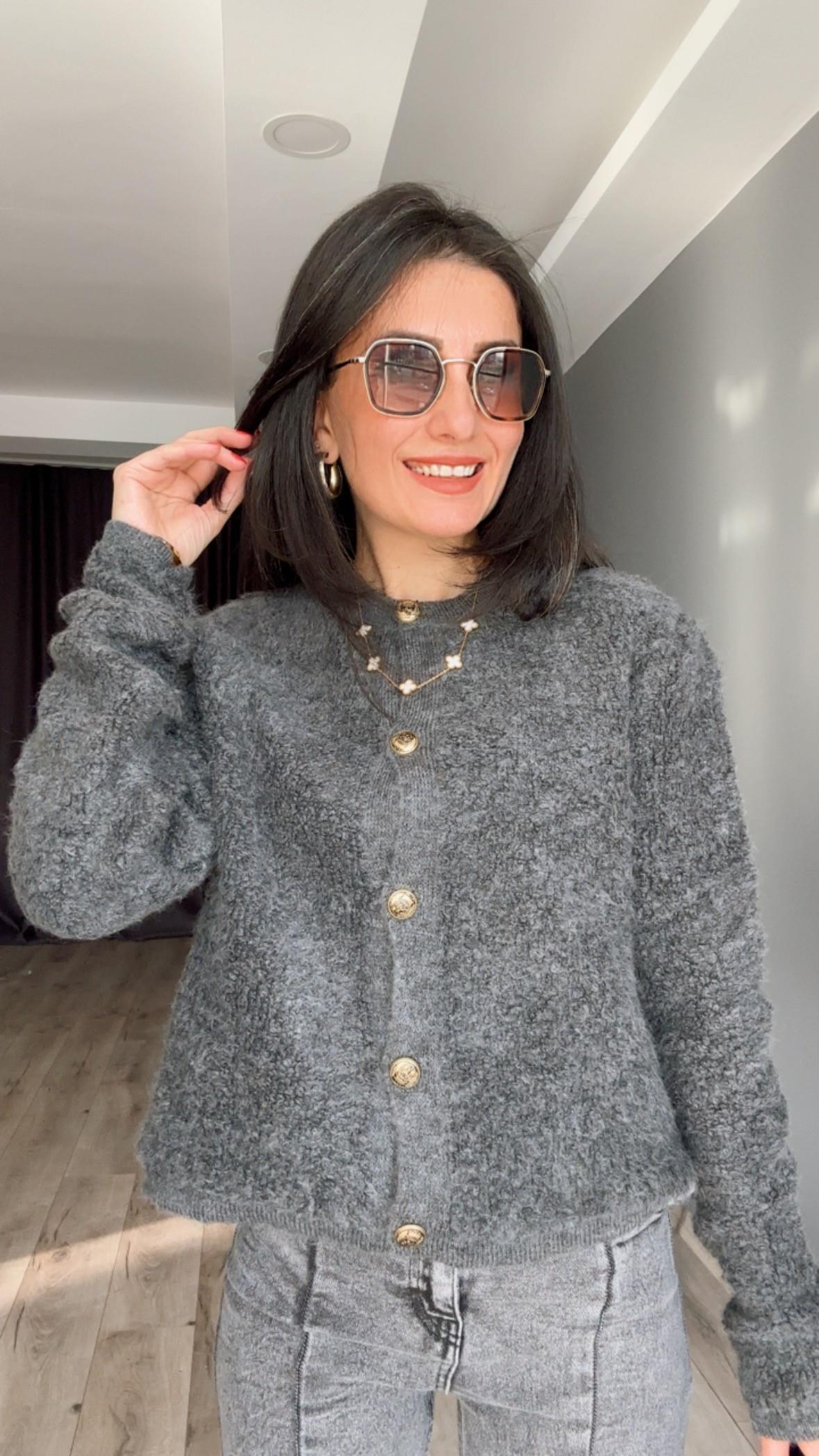 Füme Gold Düğmeli Peluş Hırka