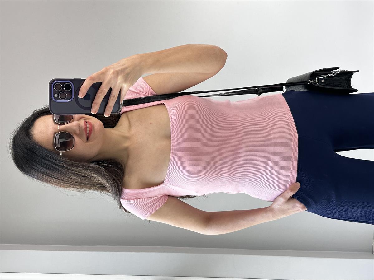 Pudra Pembe Geniş Kare Yaka Kısa Kol Bluz