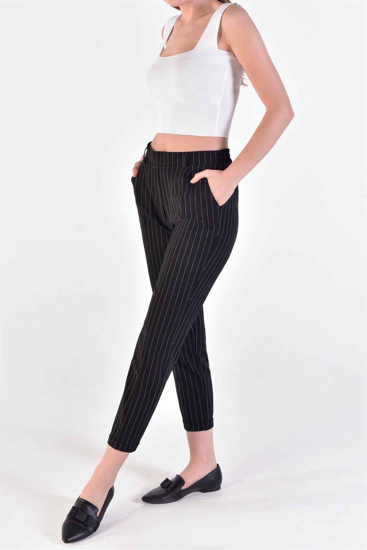 Beyaz Uzun Kare Yaka Triko Atlet 