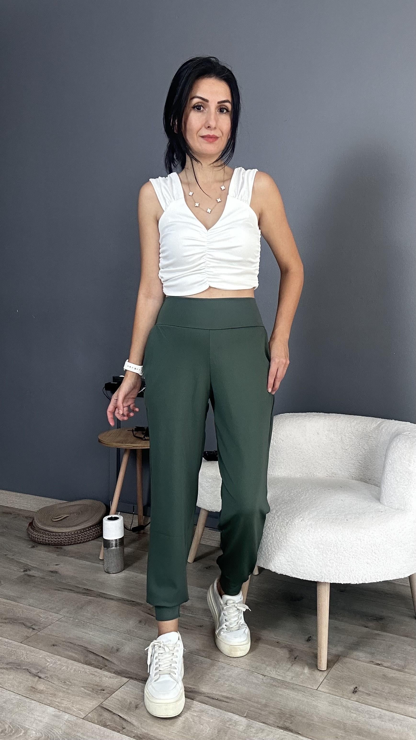 Haki Oysho Comfort Jogger