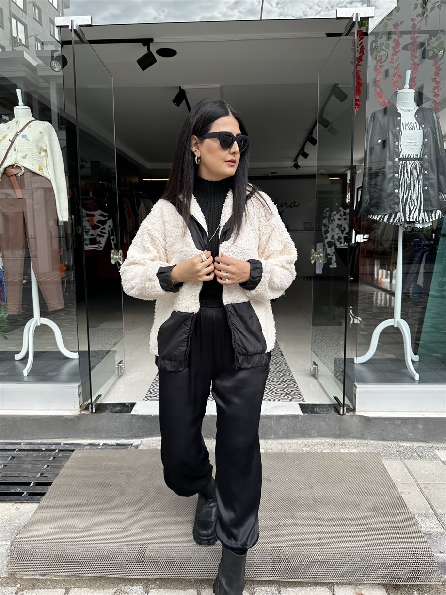 Ekru Kapüşonlu Peluş Ceket 