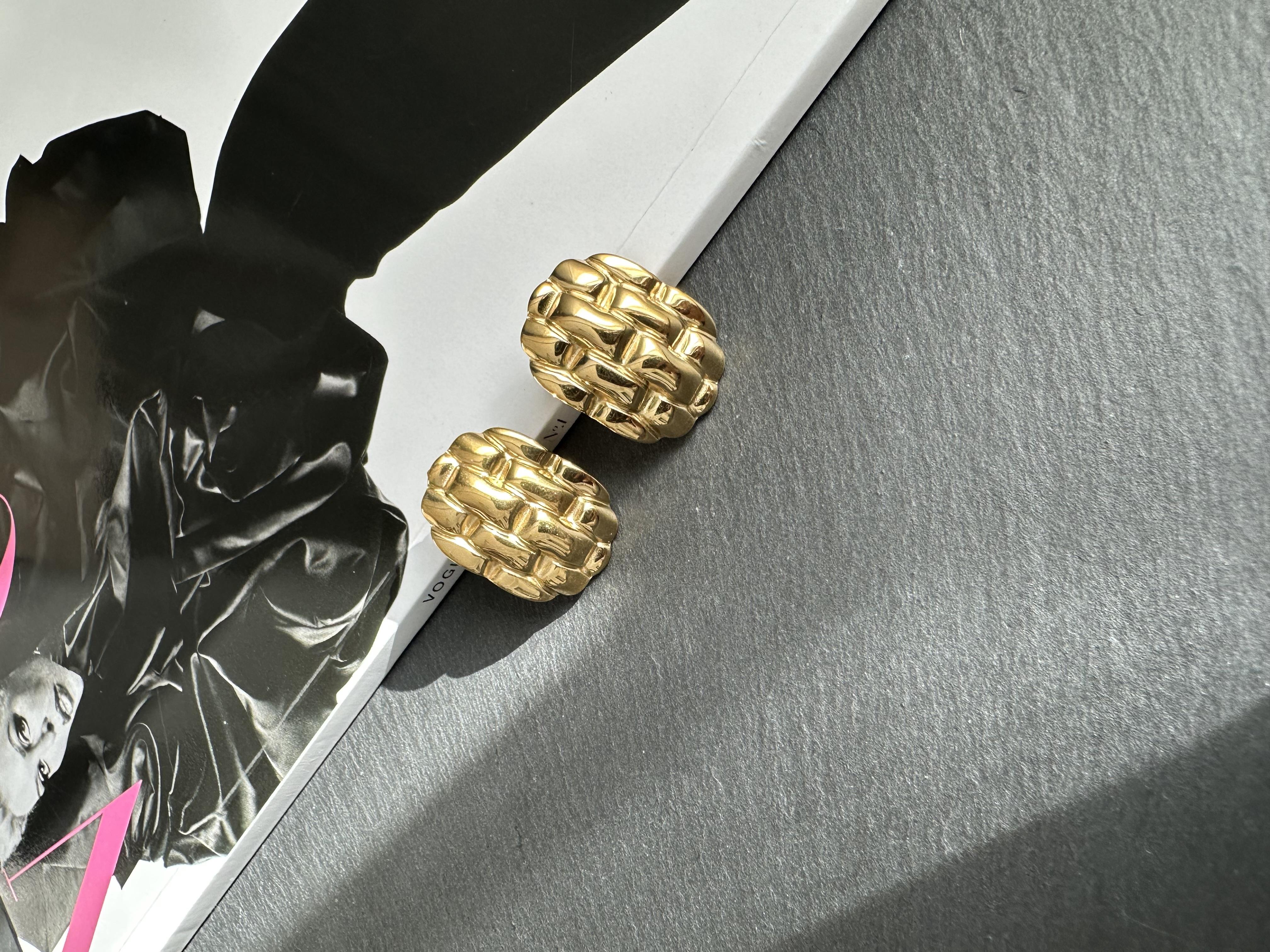 Gold Çelik Oval Plaka Küpe