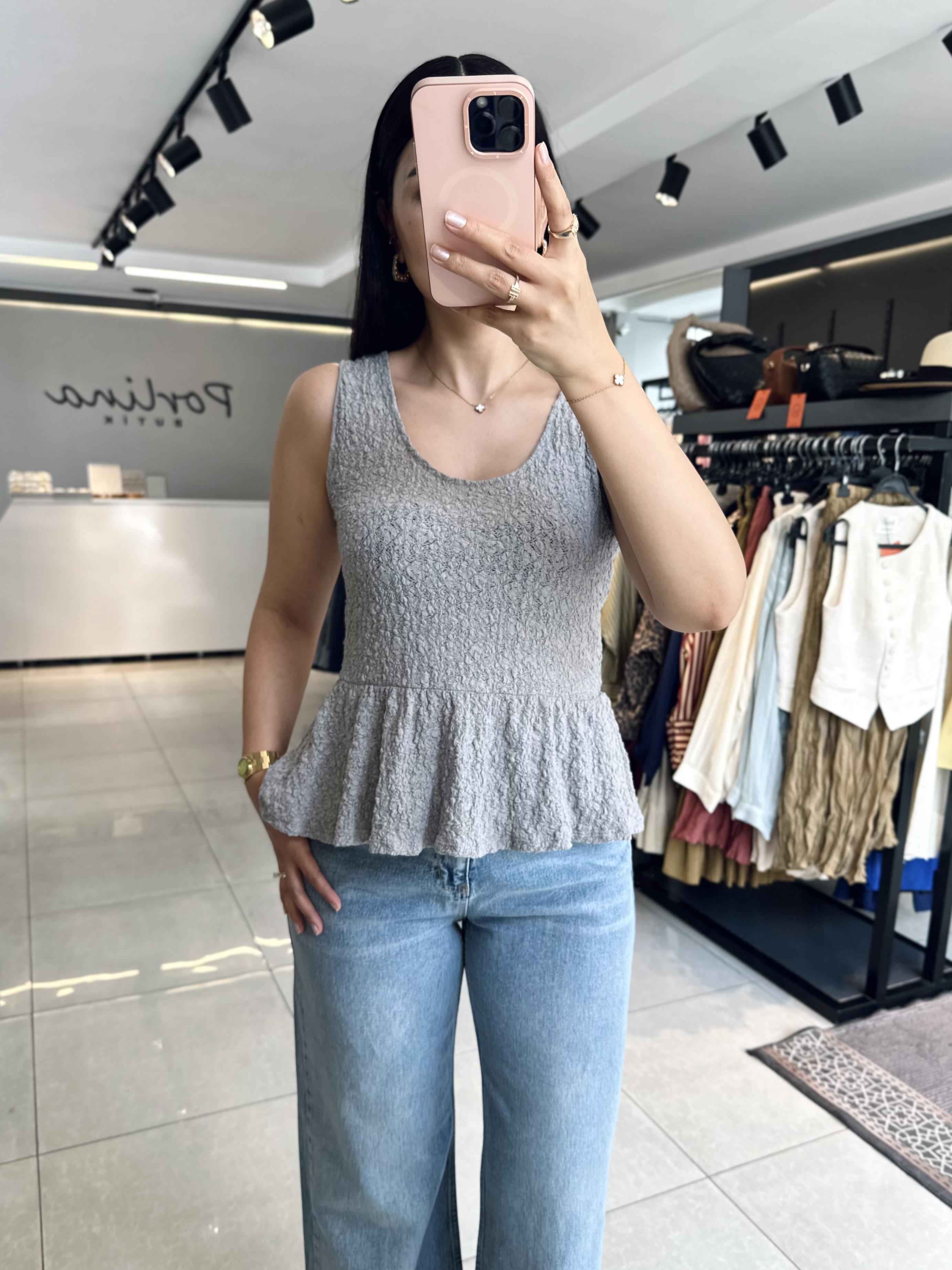 Gri Volanlı Dilvin Bluz