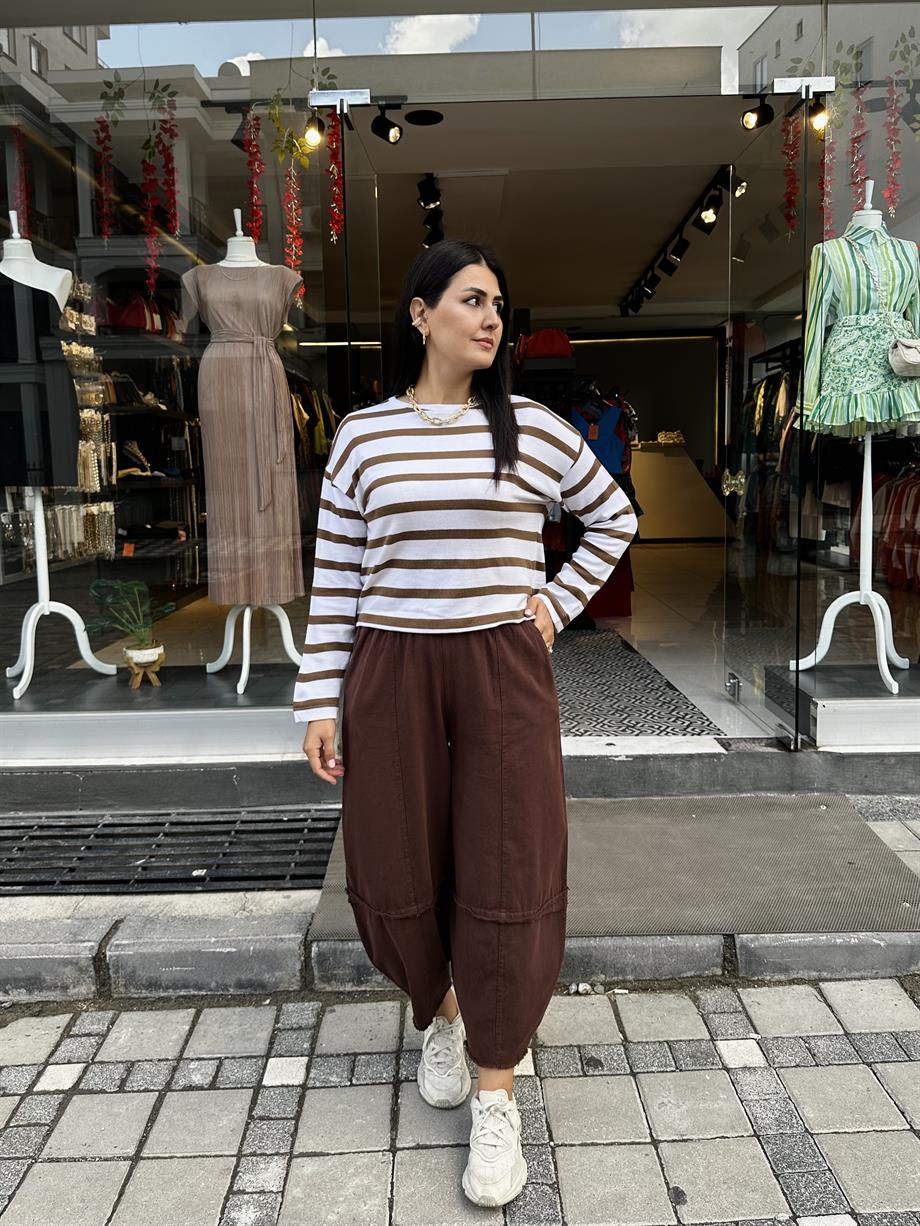 Kahverengi Çizgili Marka Model Triko Kazak