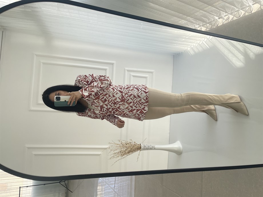 Krem Renk Paça Yırtmaçlı Tayt Pantolon