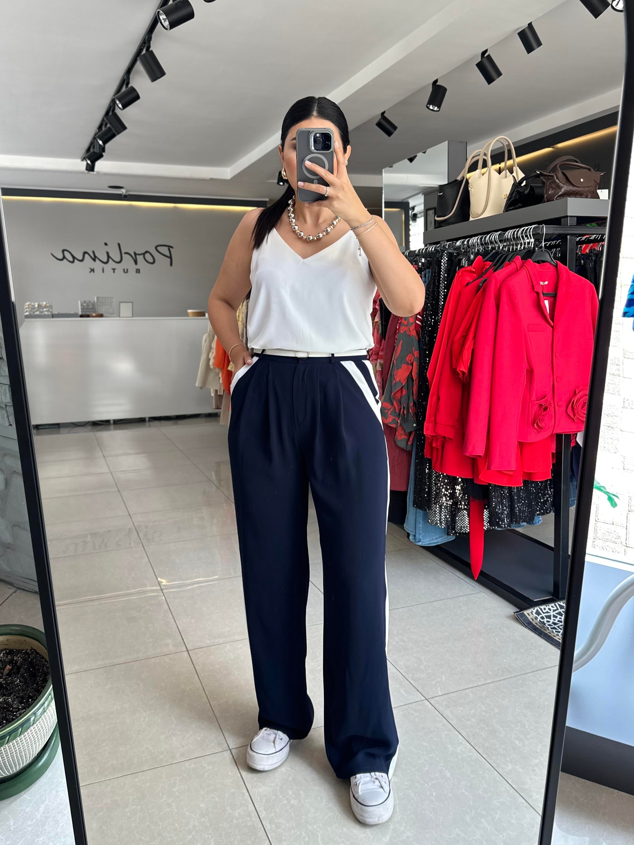 Lacivert Yanları Şeritli Premium Pantolon