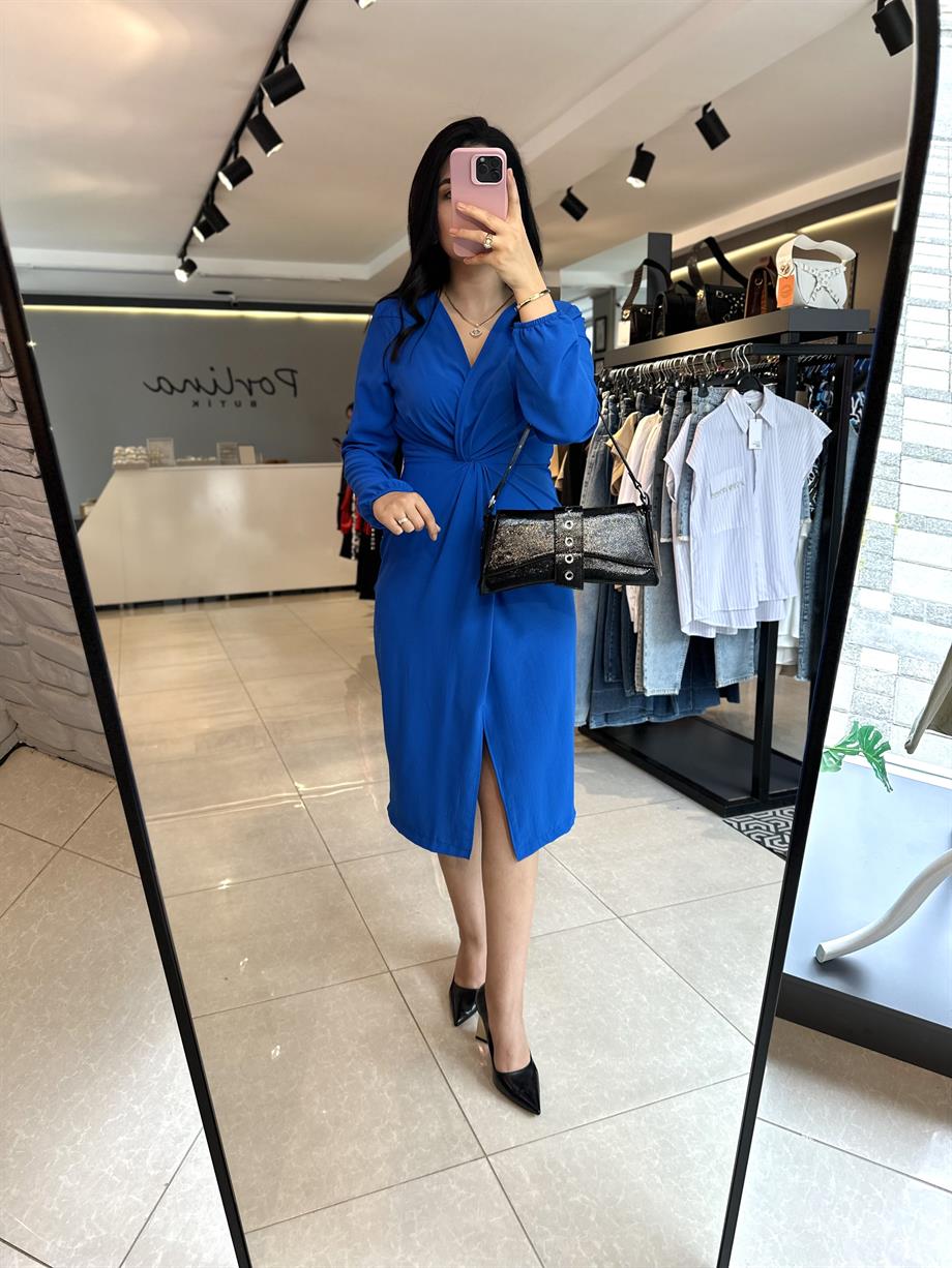 Mavi Düğüm Detaylı Tasarım Elbise