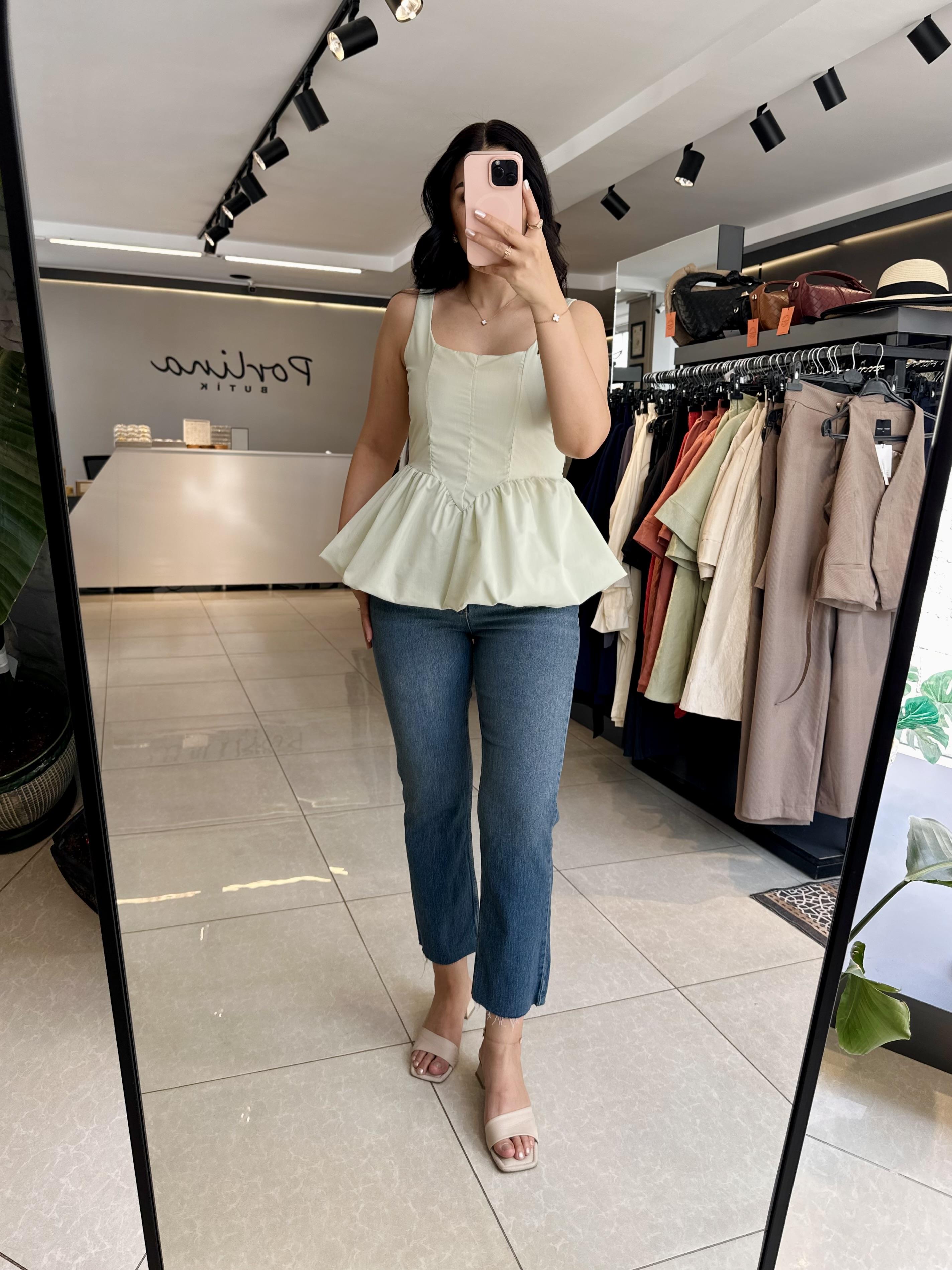 Mavi ZR Kesik Paça Boyfit Jean