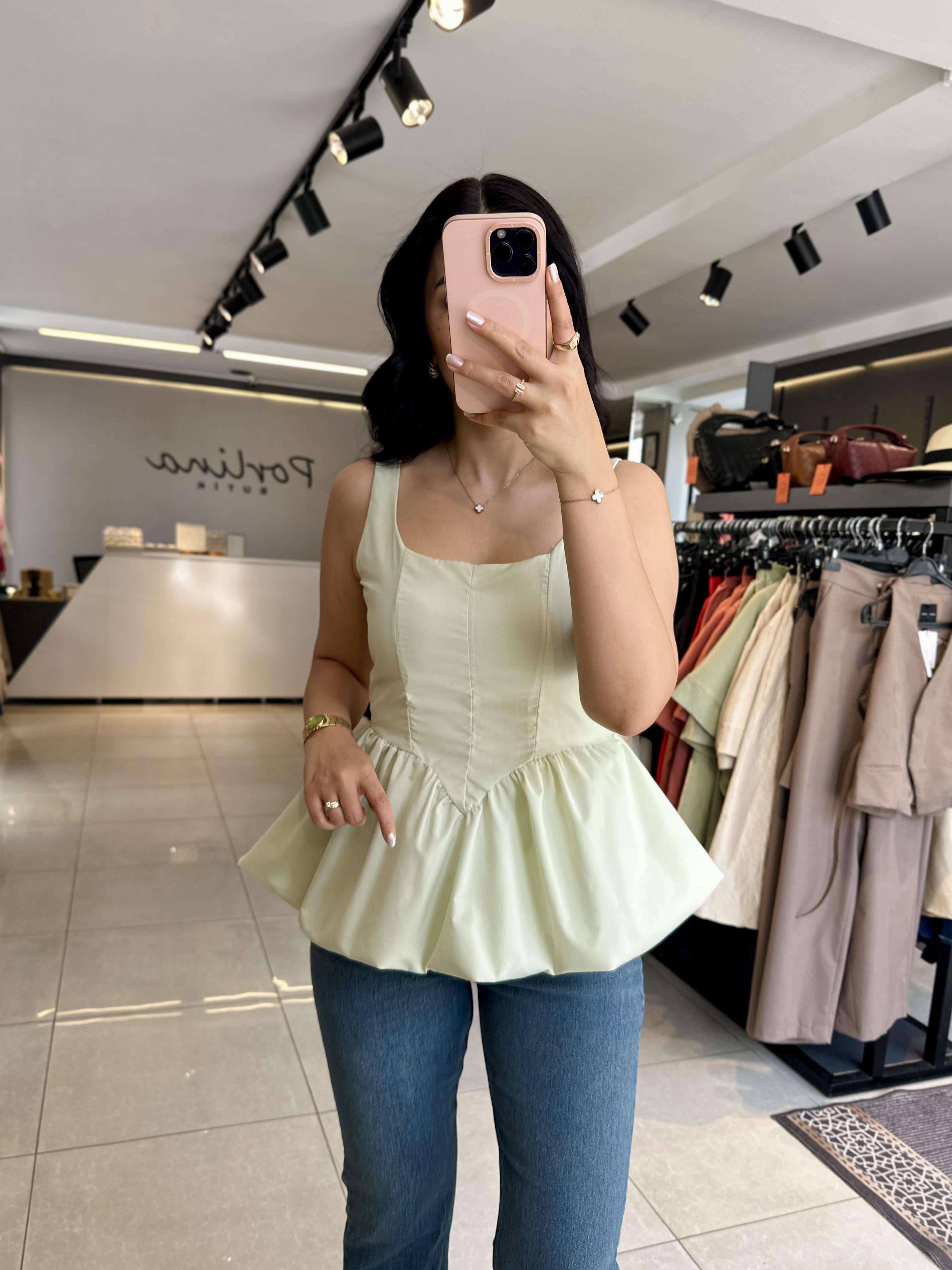 Mint Yeşili Altı Balon Kesim Bluz