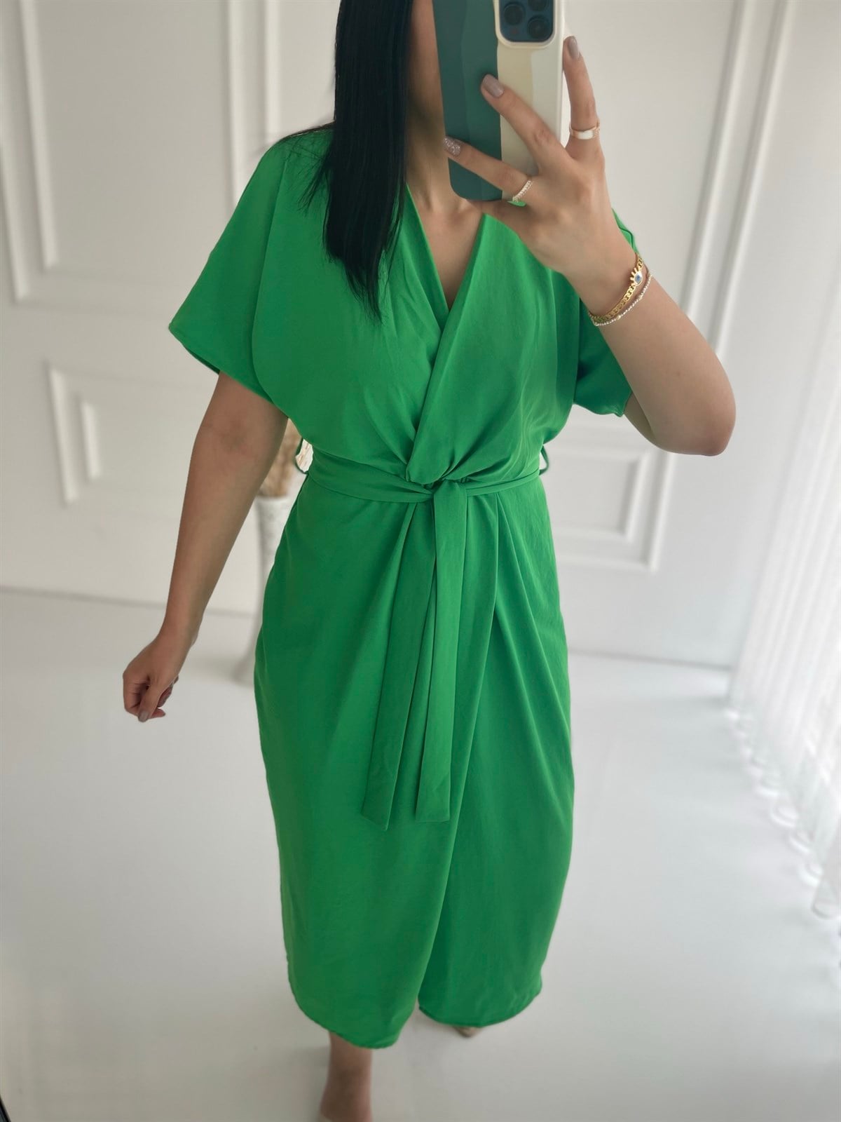 Yeşil Bel Detaylı Geniş Kol Elbise