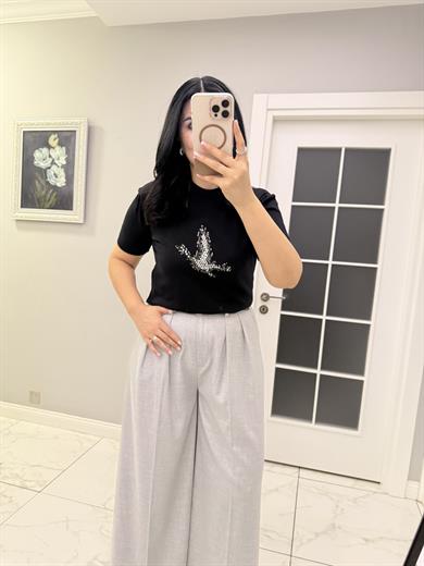 Siyah Taş Detaylı Marka Model Triko