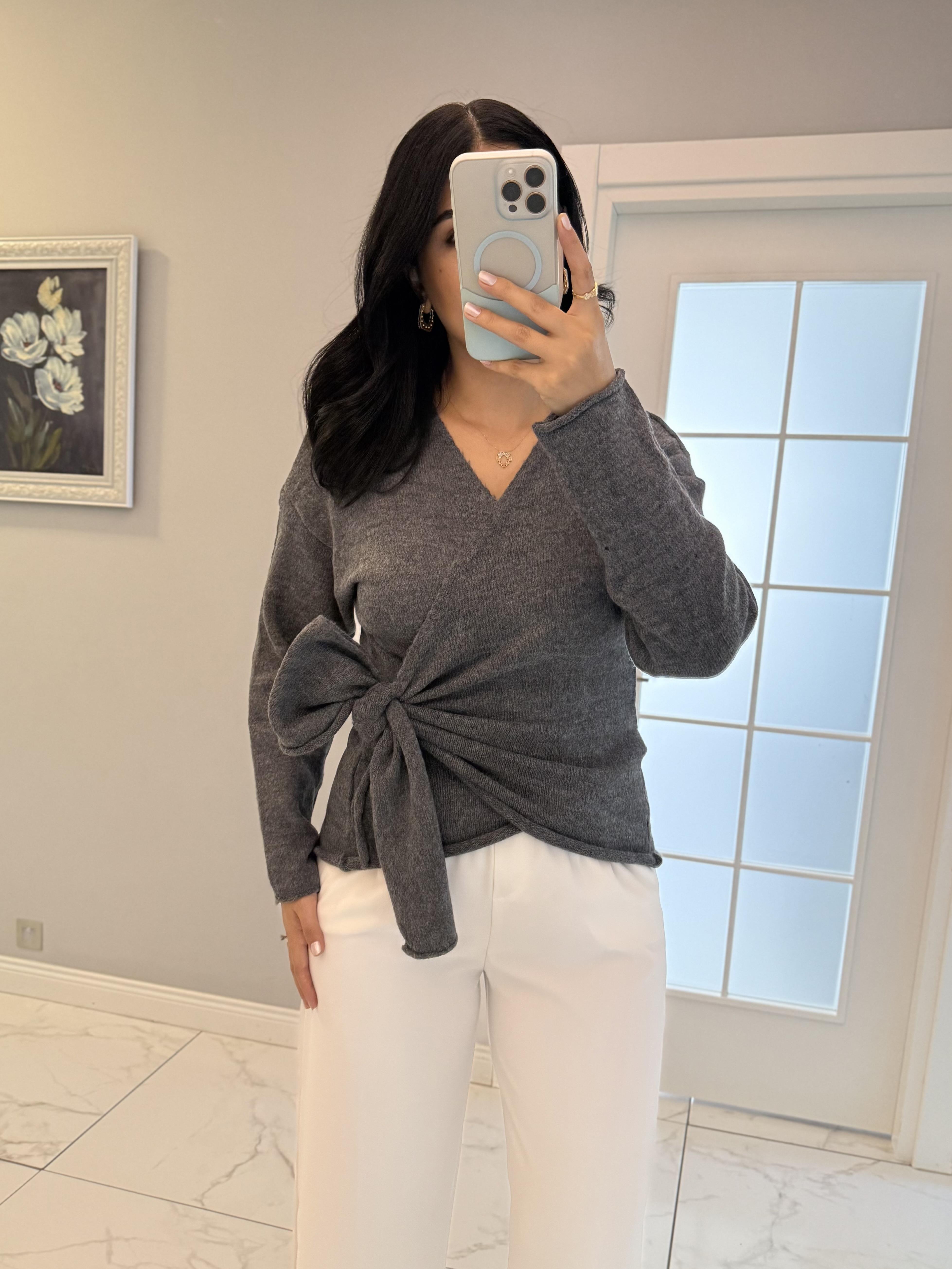 Antrasit Kruvaze Bağlama Detaylı Triko Kazak