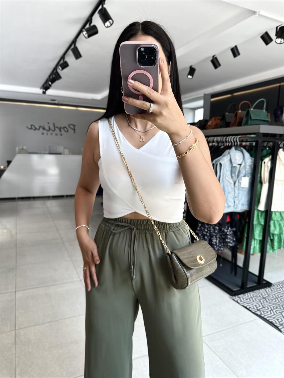 Beyaz Arka Fermuarlı Keten Bluz