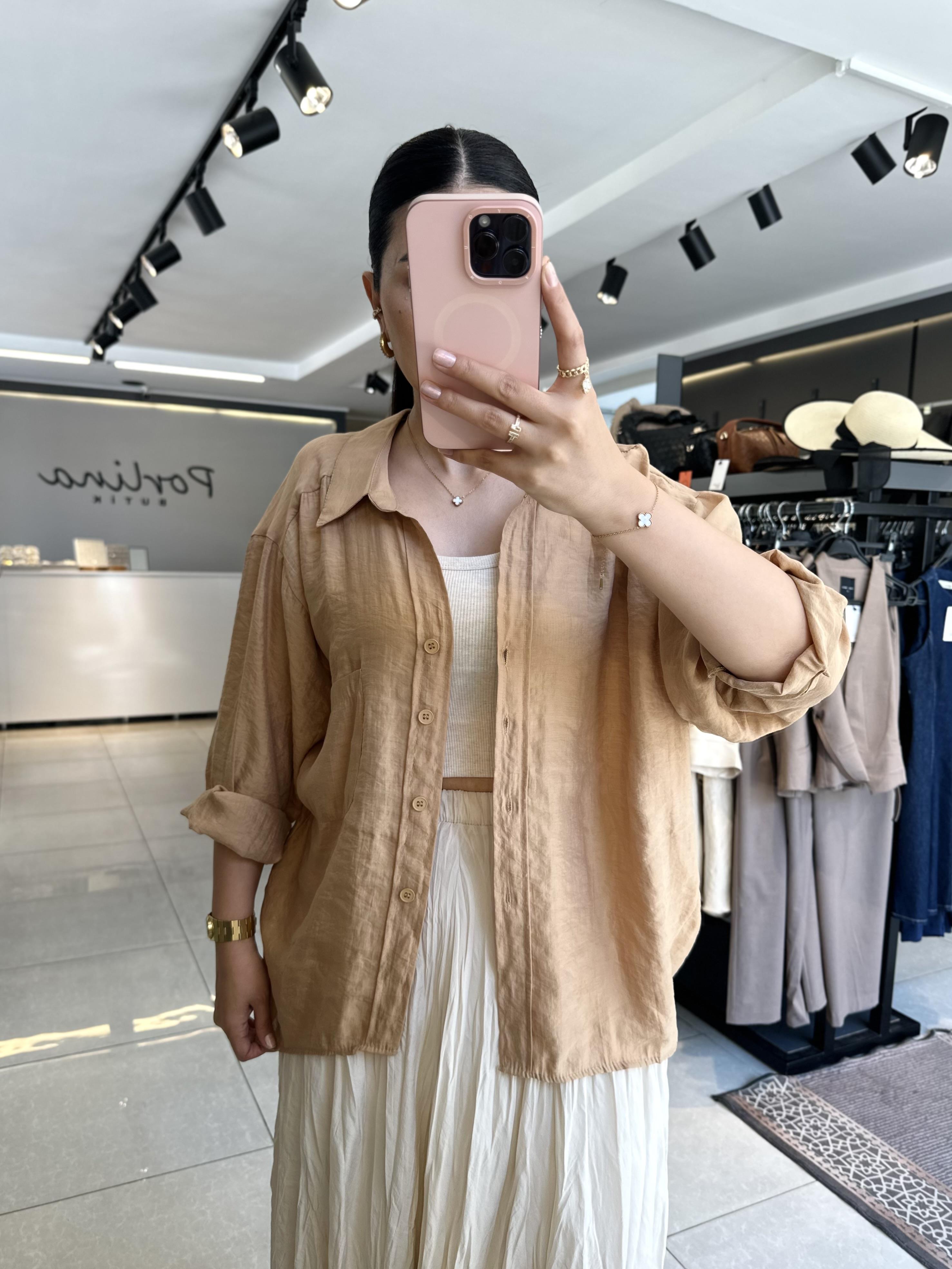Camel Renk Tensel Kumaş Düşük Omuzlu Oversize Gömlek