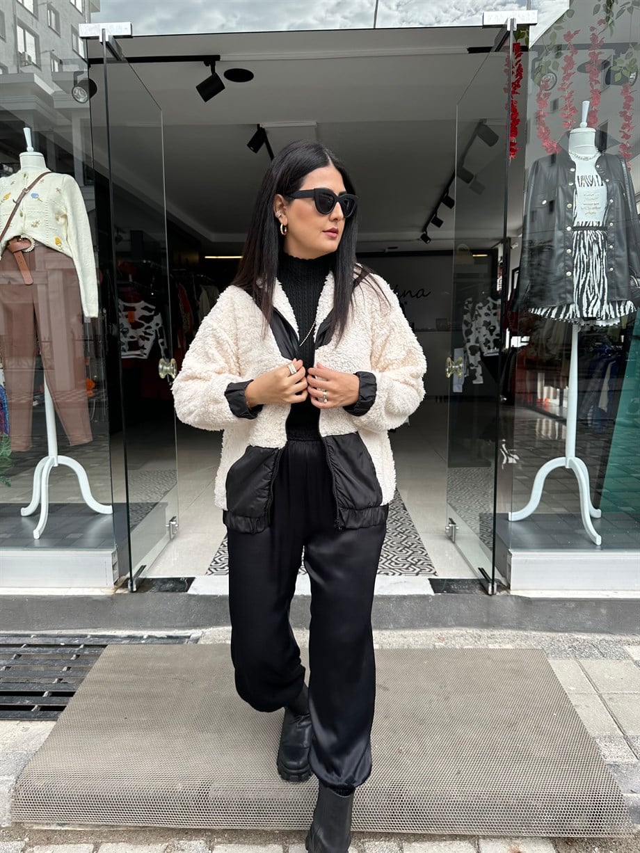 Ekru Kapüşonlu Peluş Ceket 