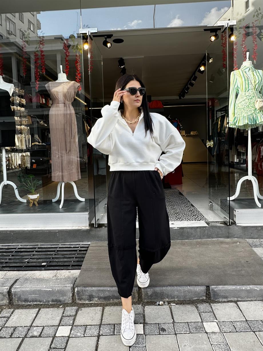 Ekru Renk Vatka Detaylı Sweat