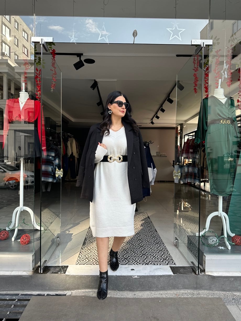 Ekru V Yaka Triko Elbise