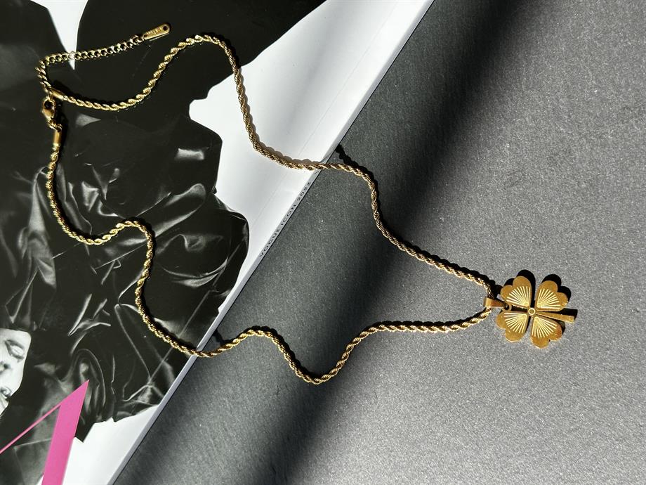 Gold Çelik Burgu Zincir Yonca Kolye