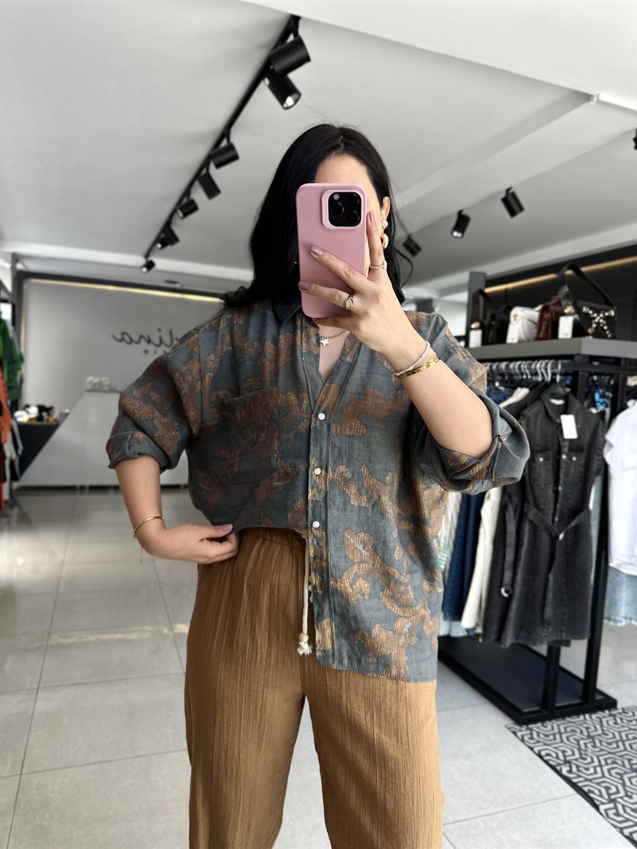 Gri Kahve Omzu Düşük Oversize Gömlek